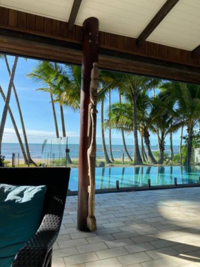 BALA Beach House on ABSOLUTE Beachfront